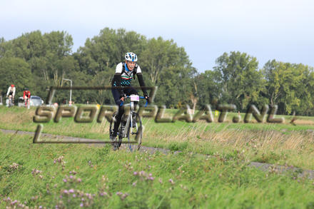 YZ07857.jpg